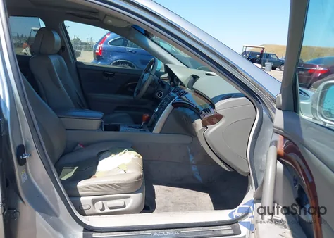 2005 Acura Rl 3.5 z USA, uszkodzony, nr VIN JH4KB16545C016170